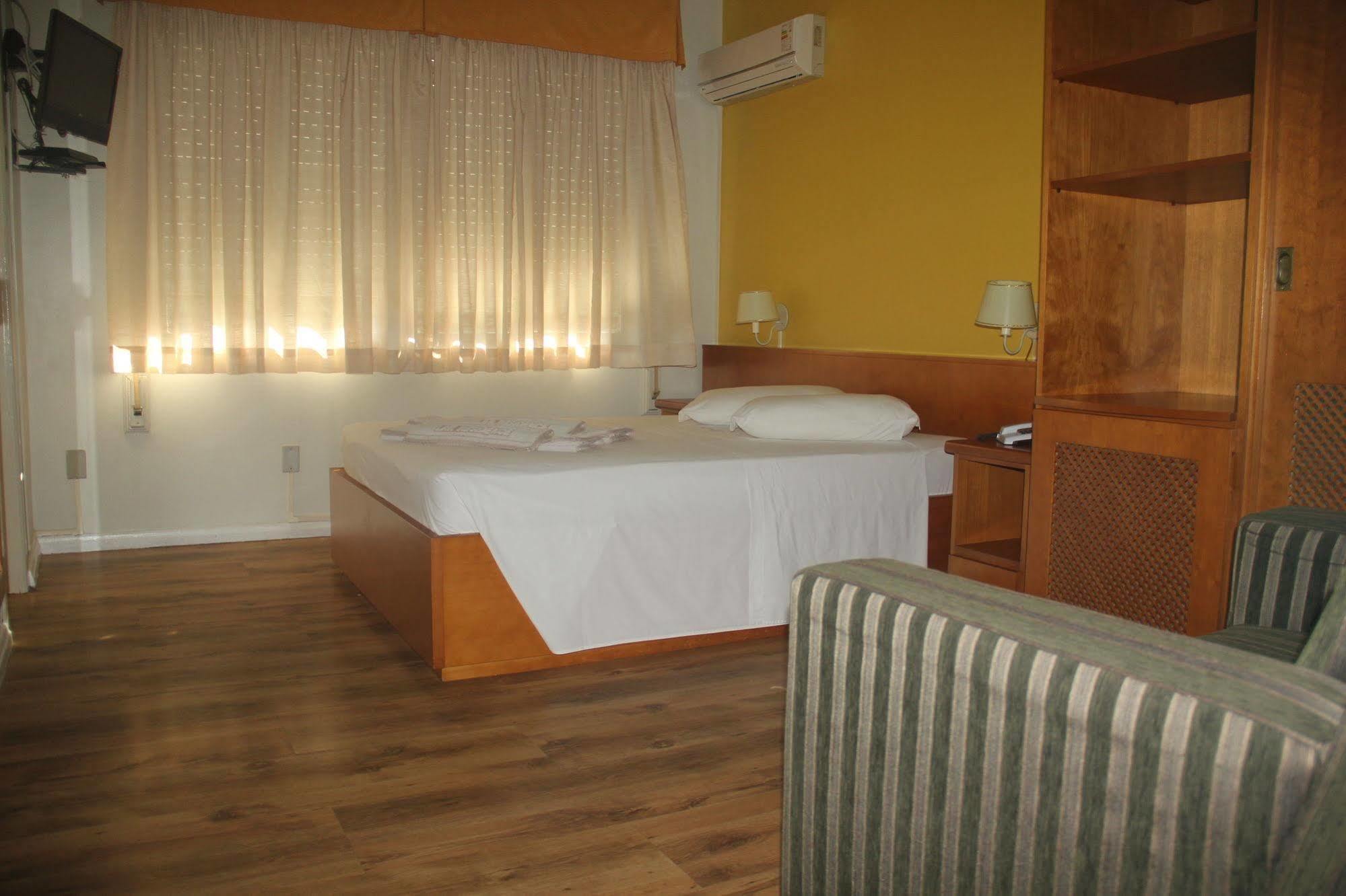 Hotel Lar Residence Porto Alegre Zewnętrze zdjęcie